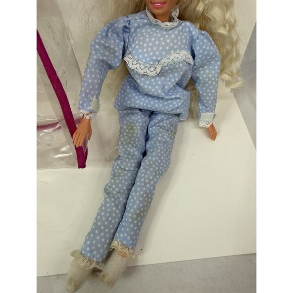 W/ ORIGINAL BAG! Vintage 1994 Slumber Party Barbie #12696 in Blue Dot Pajamas - Picture 4 of 11